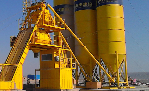 ����վ������ݔ�͙C(j��)